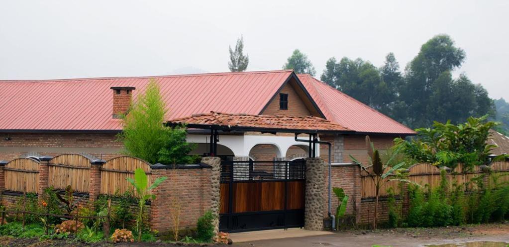 Urugano Virunga Palace Nyarugina Buitenkant foto